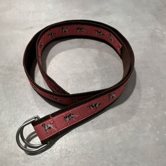 L.L. Bean Accessories - Y2K L.L. Bean Women’s Brown D-Ring belt With Pointer Dogs on Pink Background